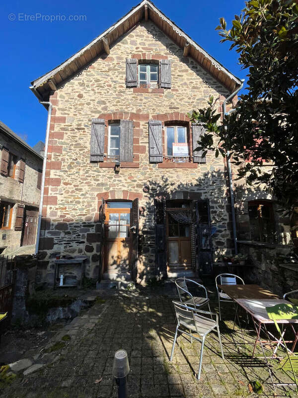 Maison à VOUTEZAC
