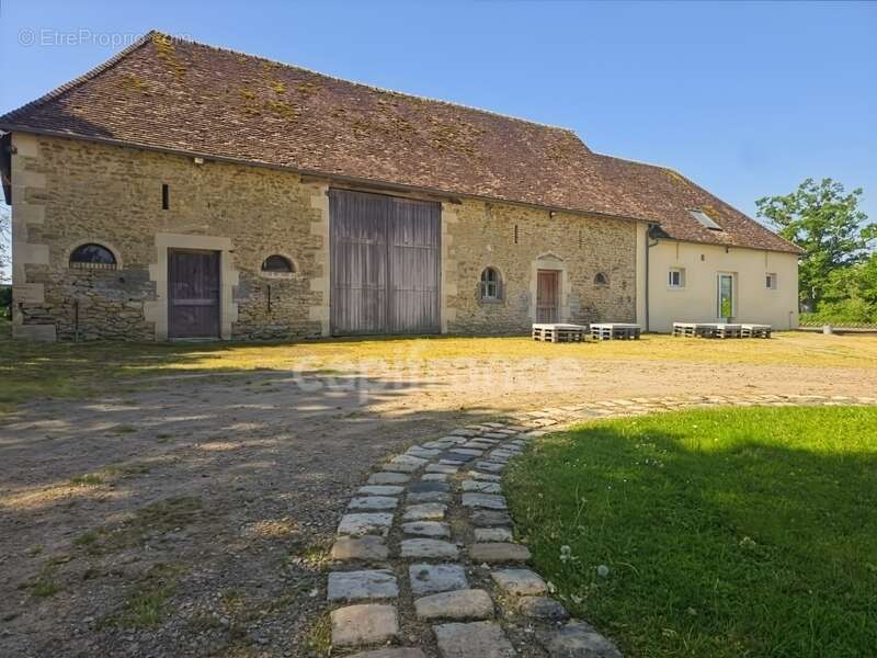 Maison à BEAUMONT-SUR-SARTHE