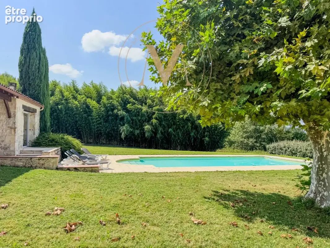 Deux maisons en une • 10 chambres • 2 piscines • jusqu’à 10 ha saint georges (47) - photo 22