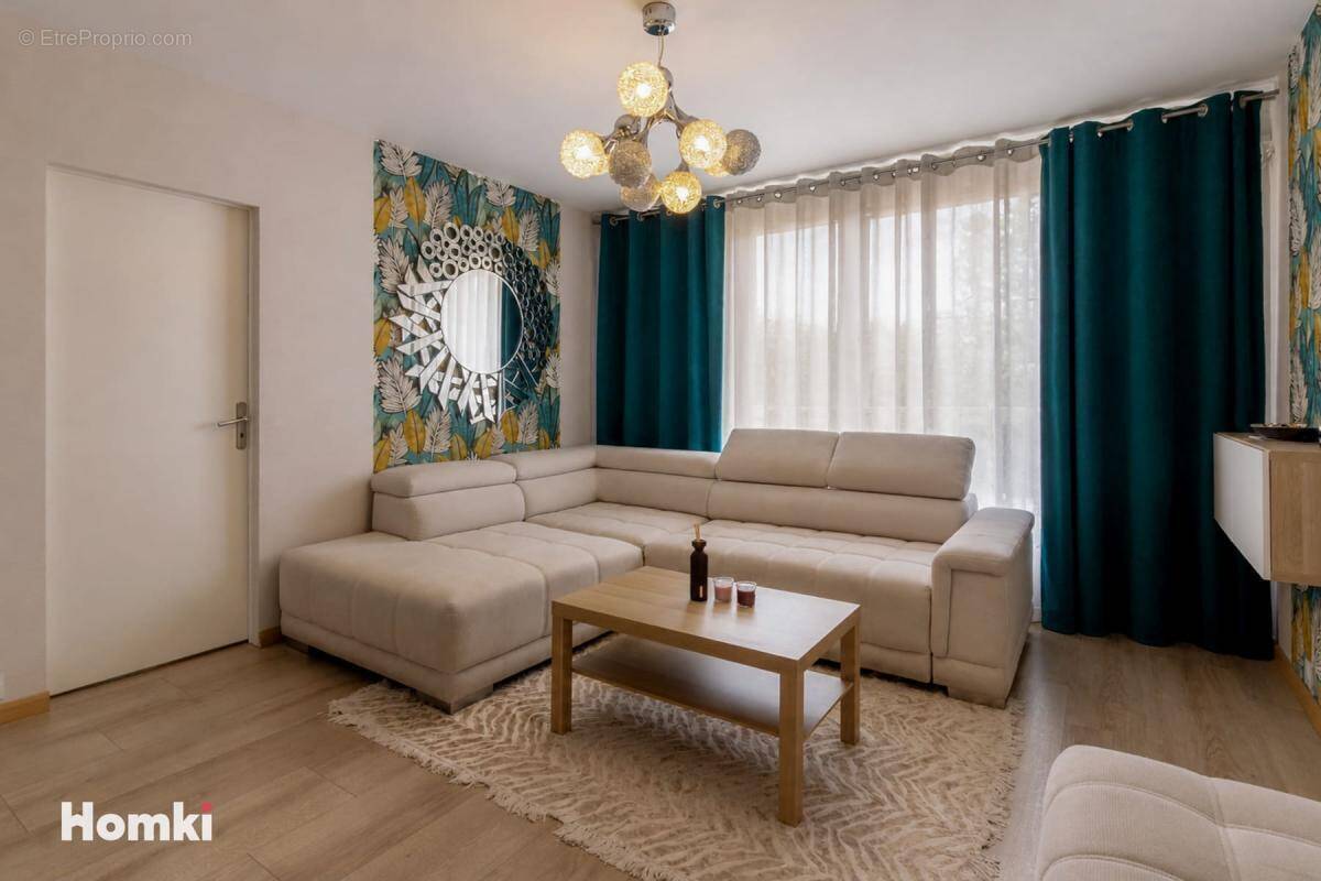 Appartement à BRON