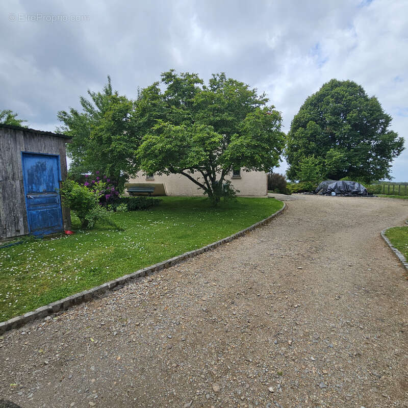 Autre à SAINT-GENCE