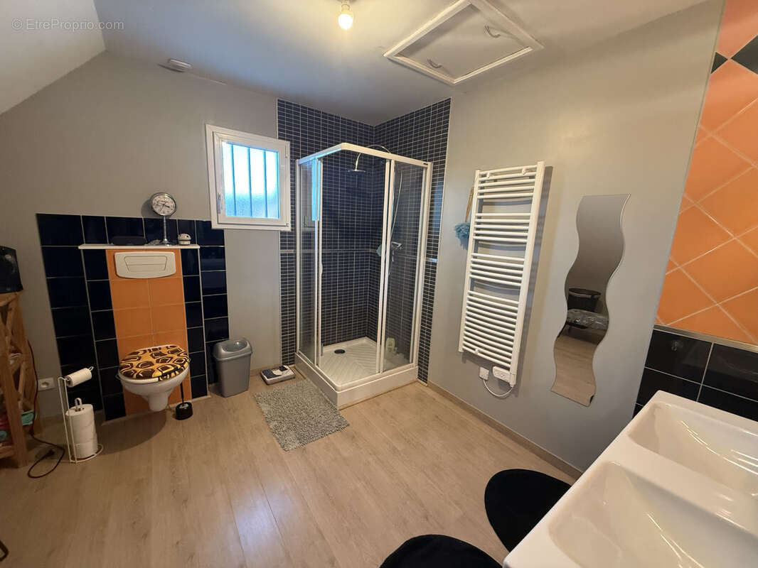 Maison à FONTENAI-LES-LOUVETS