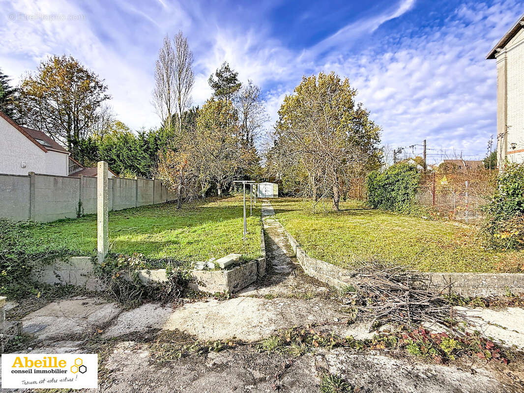 Maison à SAINT-CHERON