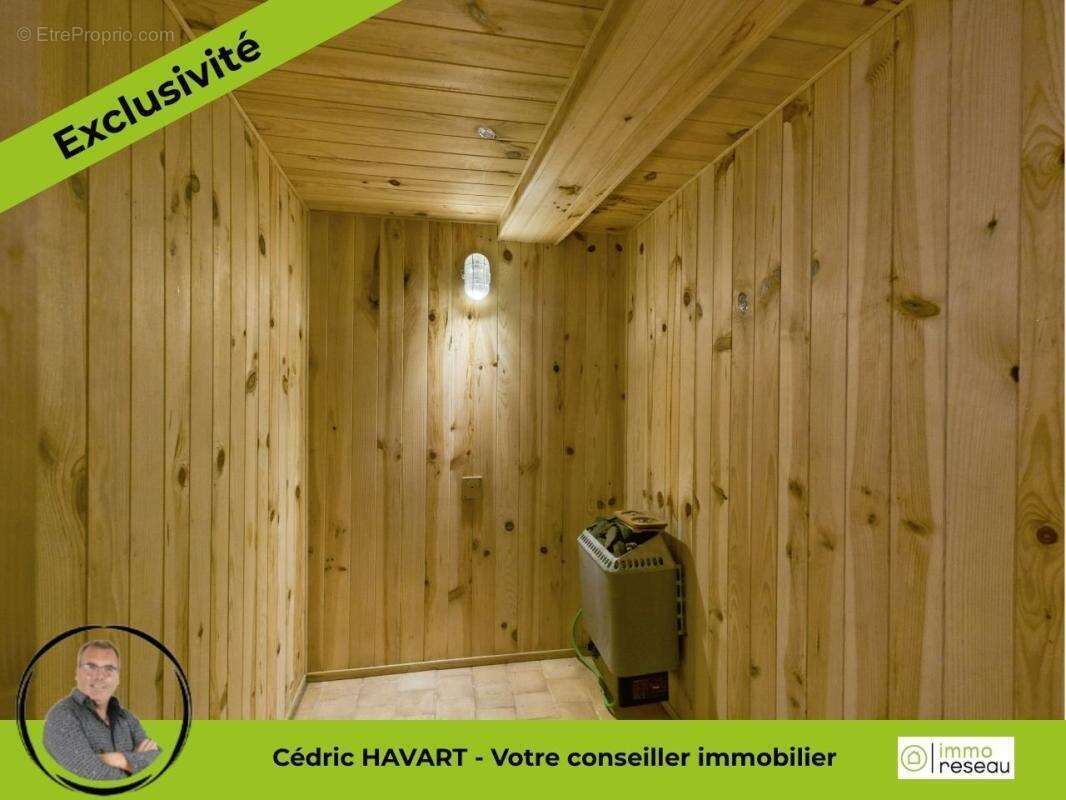 Maison 240 m² à Rivarennes  - photo 11