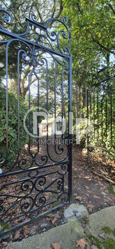 Superbe demeure de prestige de 1900 sur un parc de 10122m² - photo 7