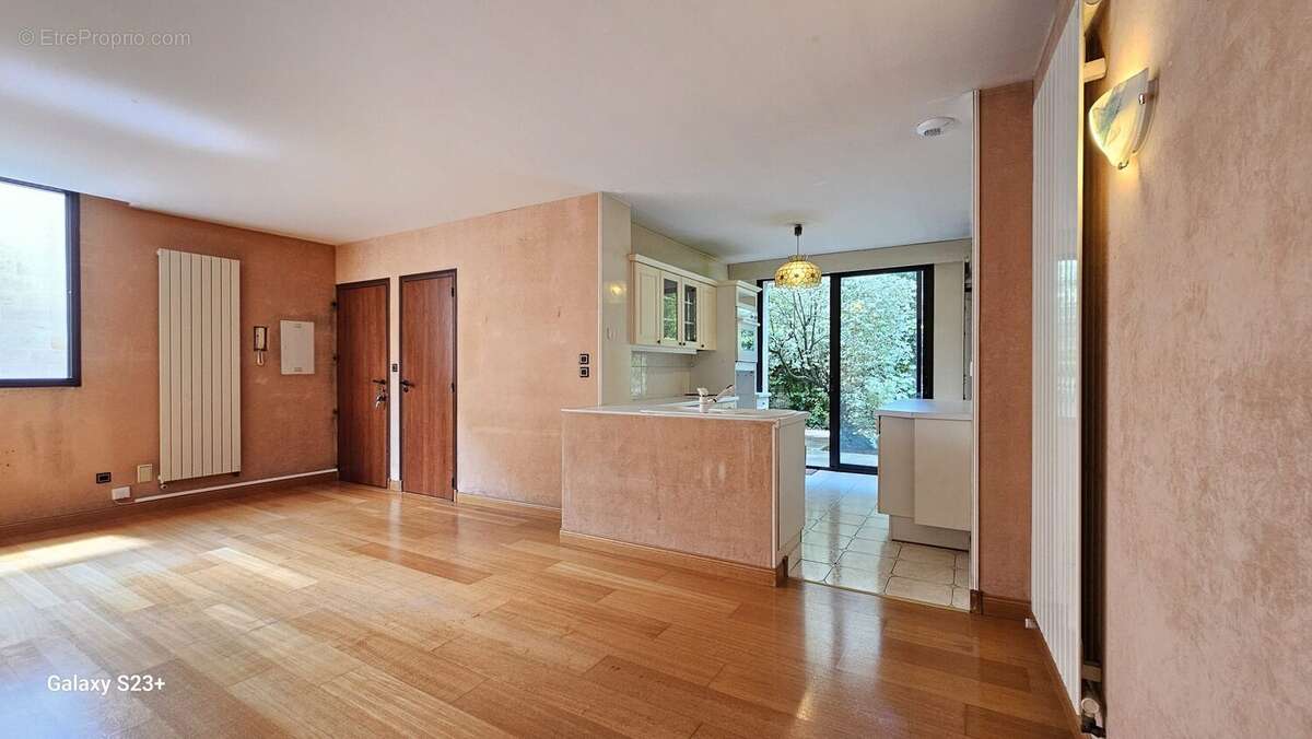 Appartement 61 m² à Niort  - photo 2