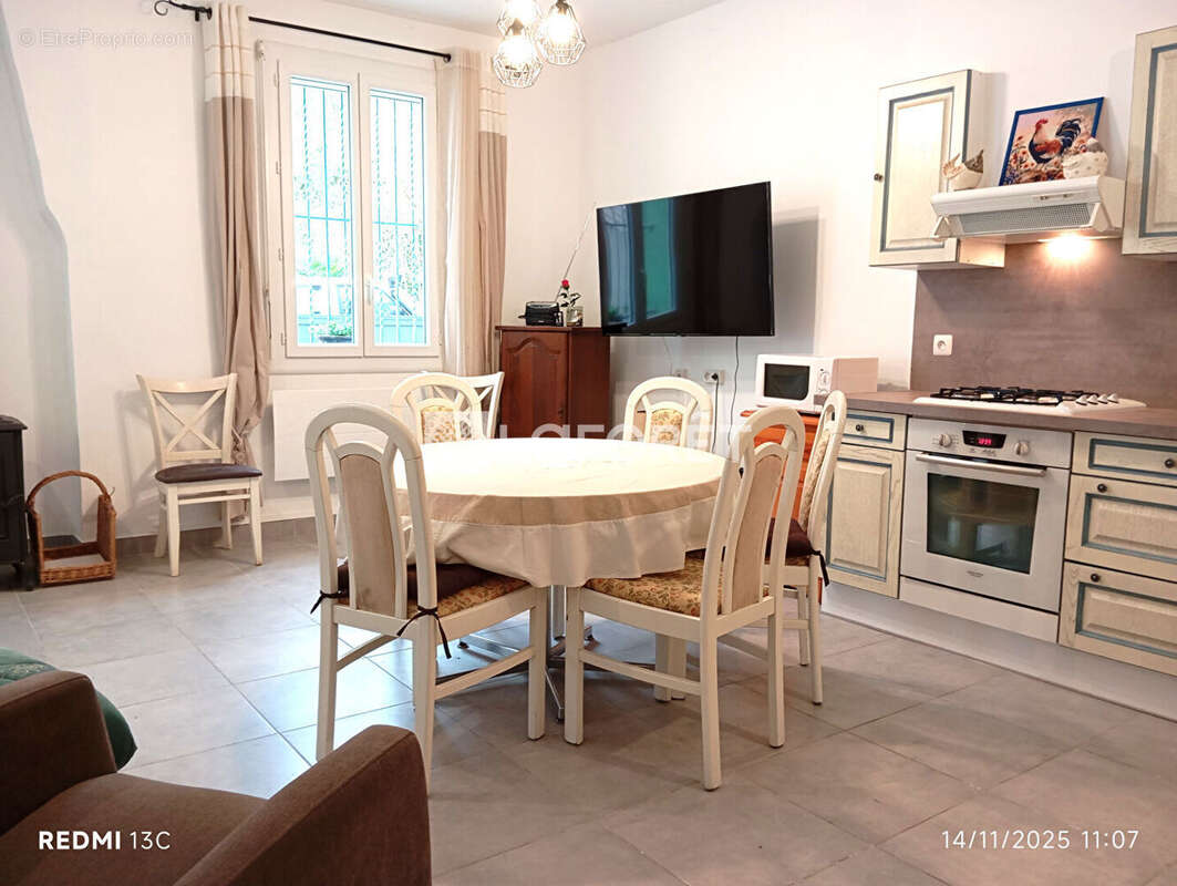 Maison à SAINT-LAURENT-DE-CERDANS