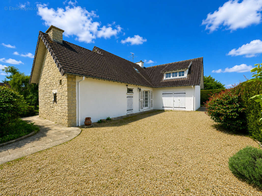 Maison à COURTEUIL