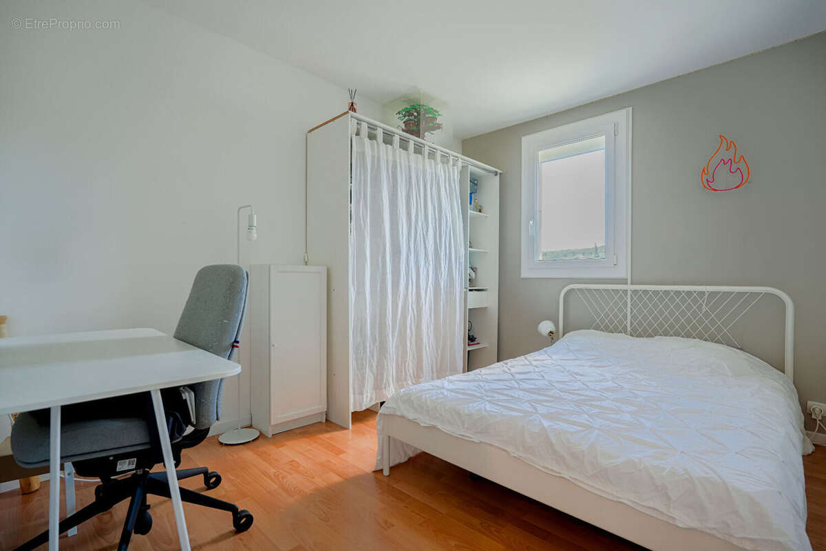 Appartement à VELAUX