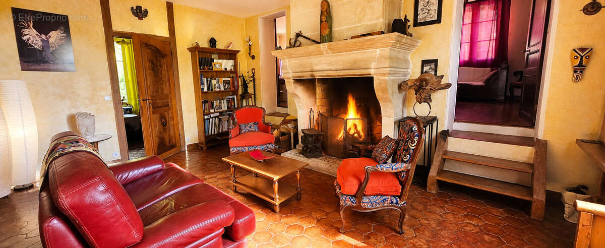 Maison à VILLECERF