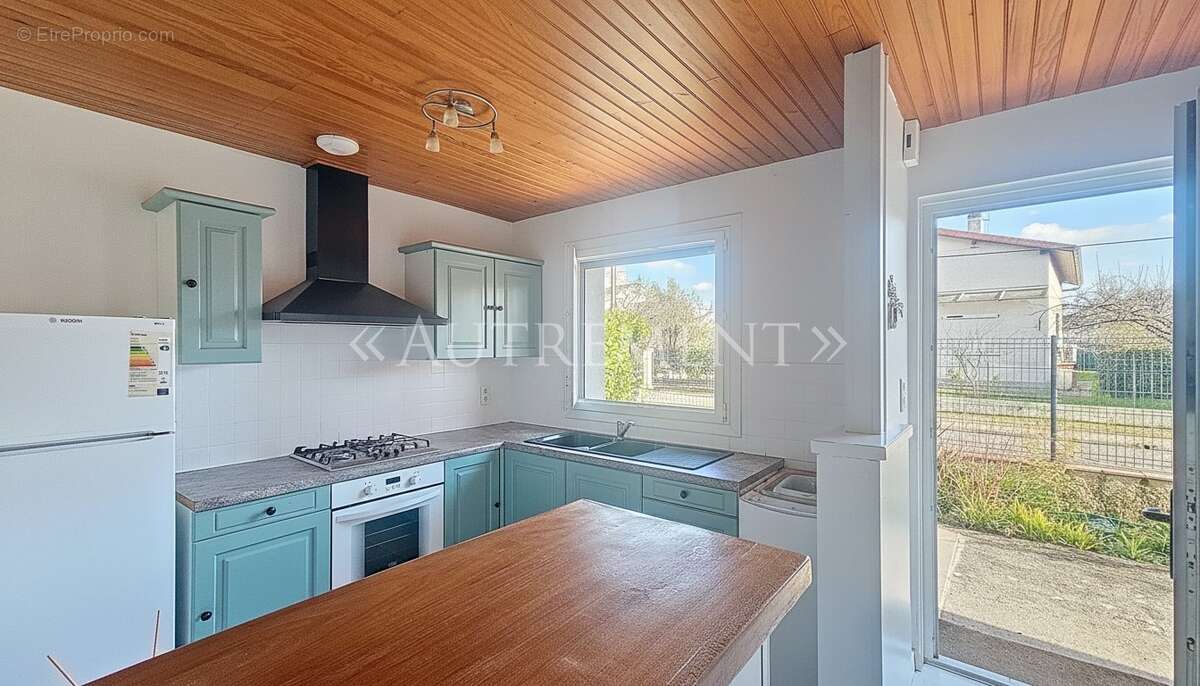 Maison à SAINT-SULPICE