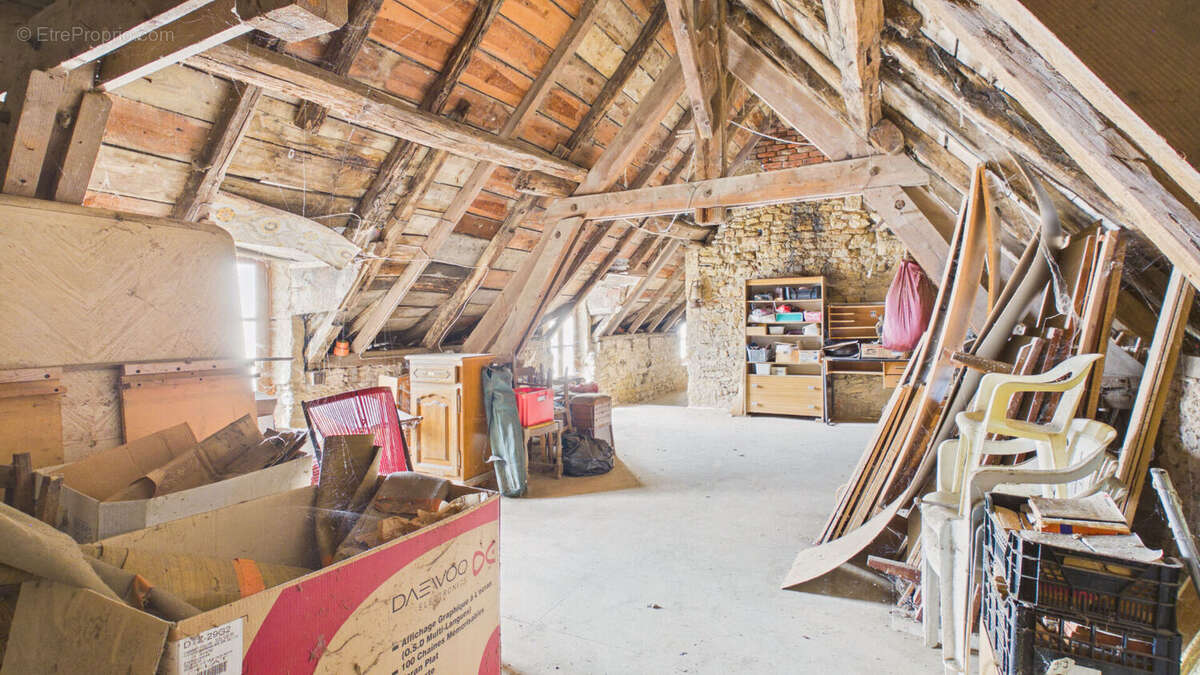 Maison en pierre 4 pièces 80 m² avec grange et grand terrain - photo 5