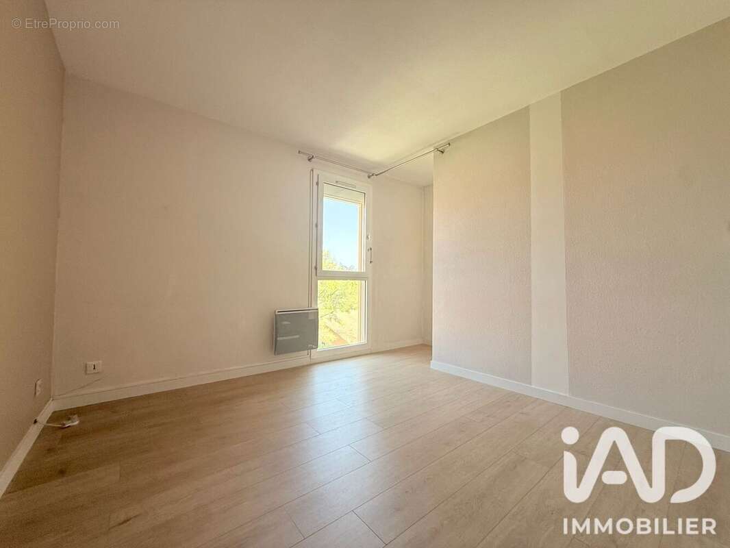 Appartement 67 m² à La Seyne-Sur-Mer  - photo 8