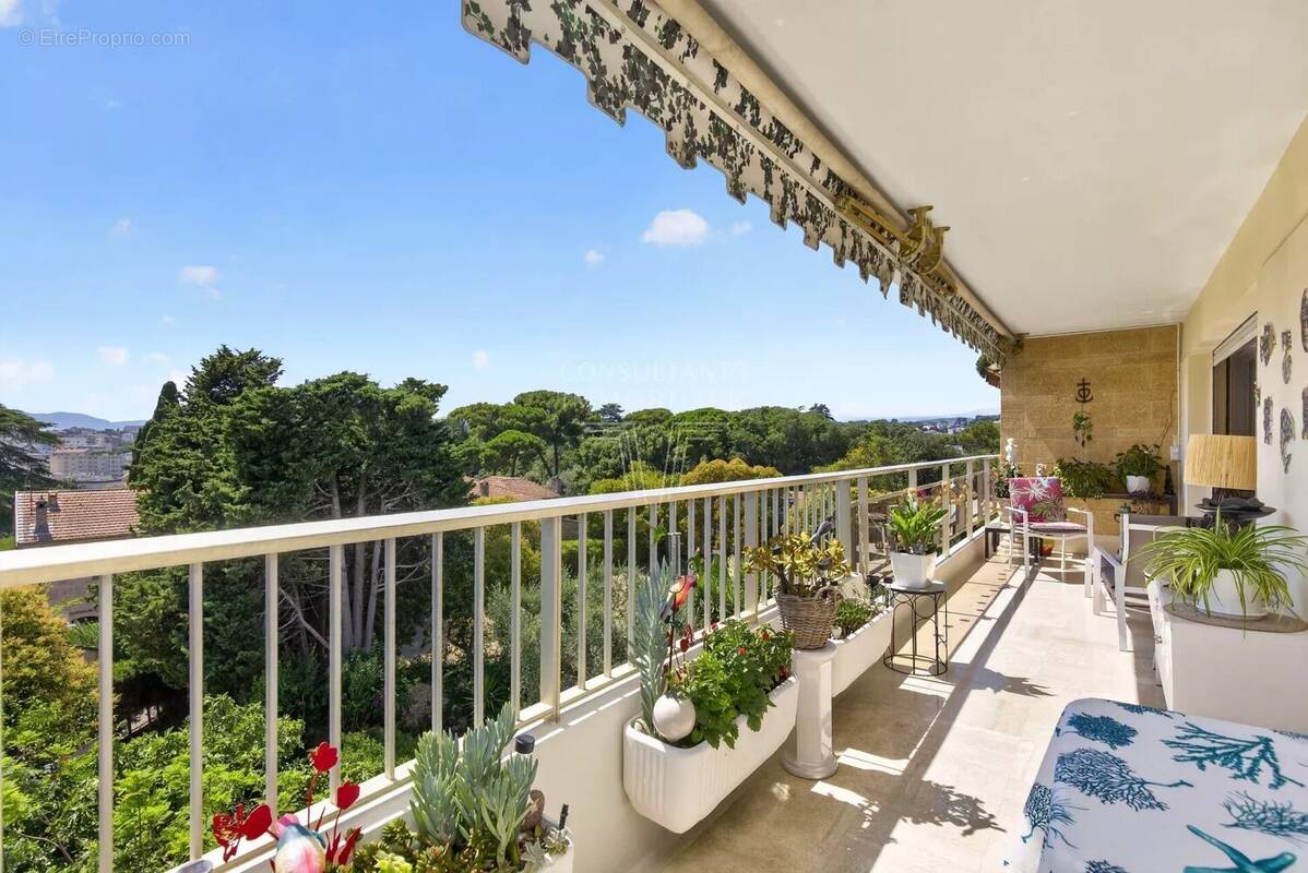 Appartement à CANNES