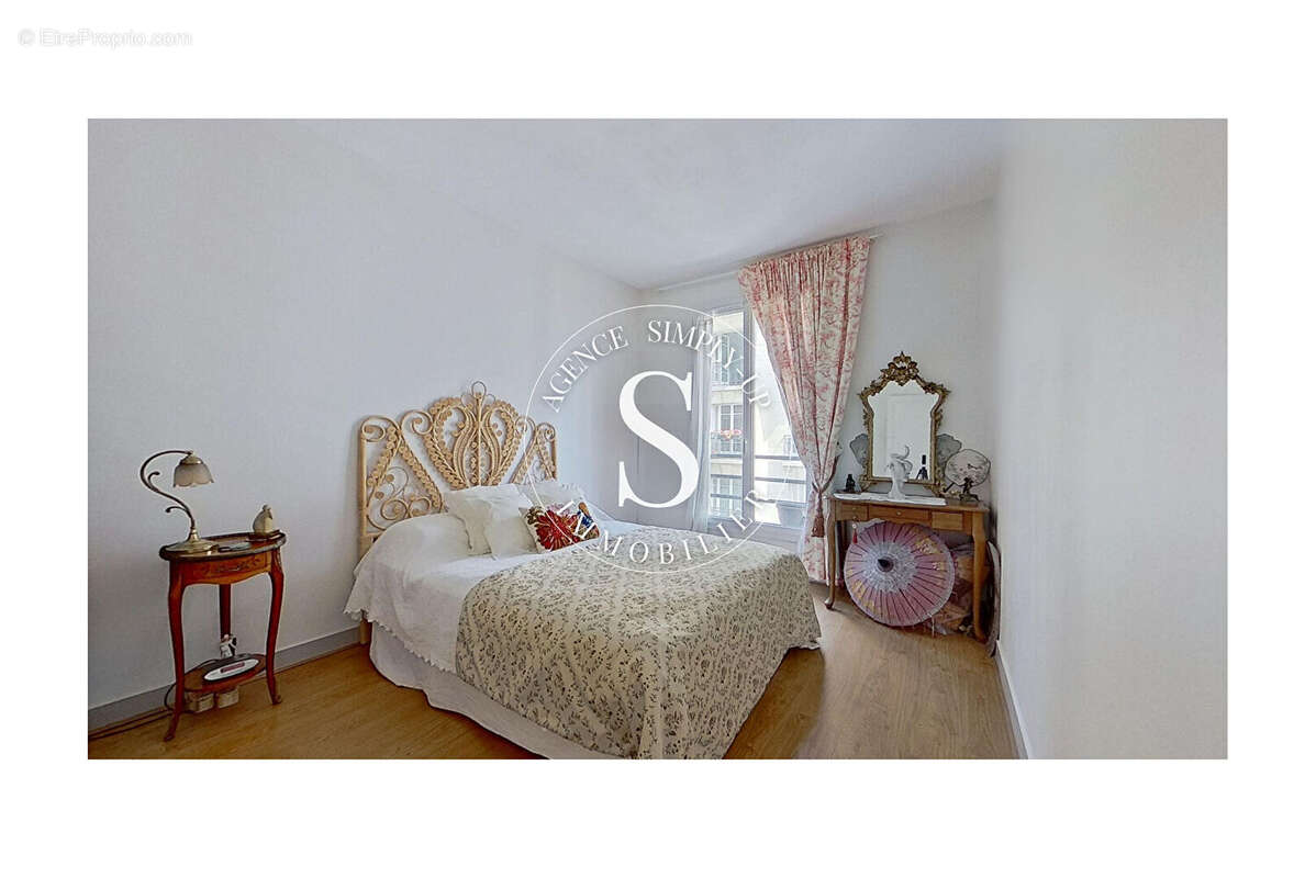 Appartement à PARIS-15E