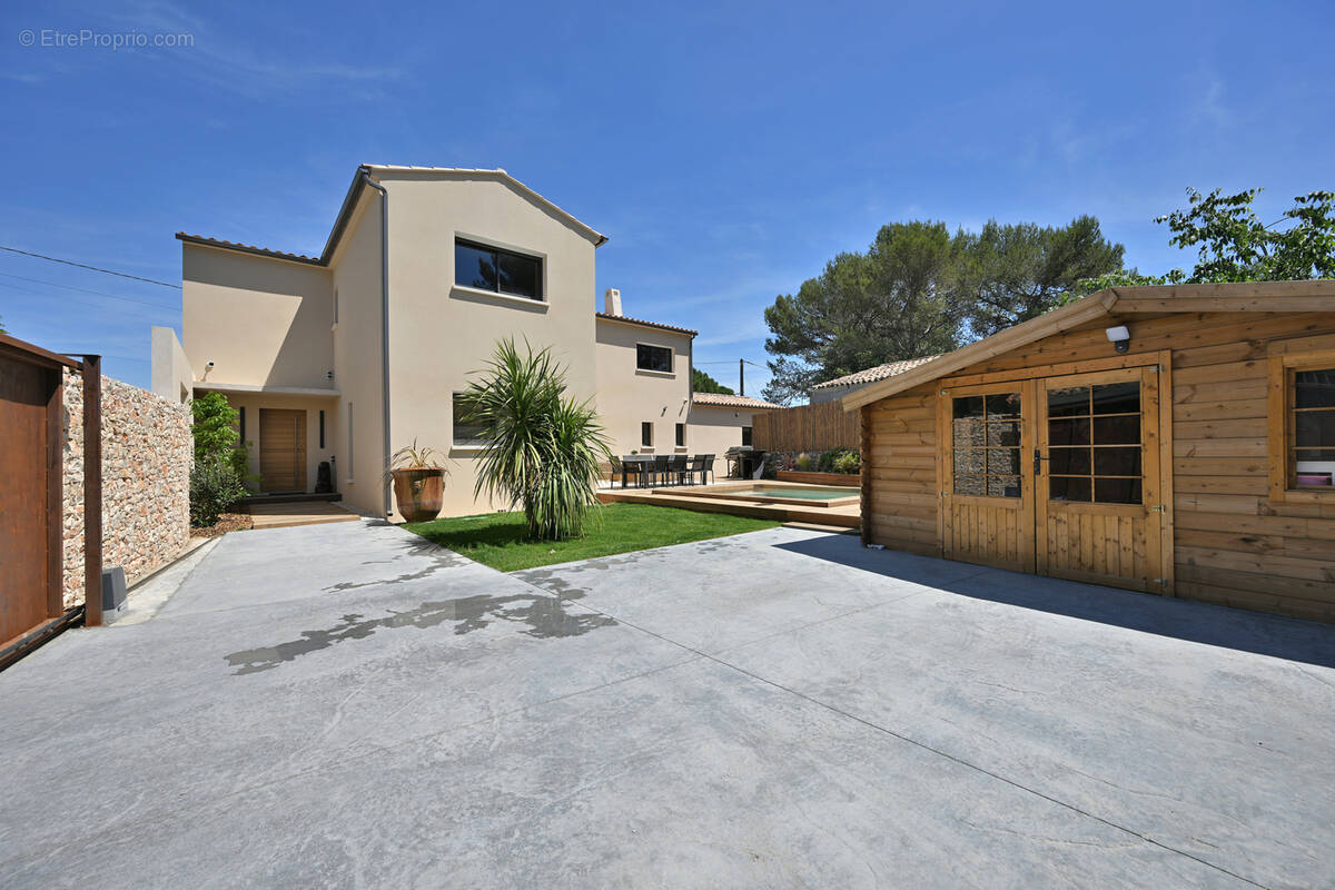 Maison à NIMES