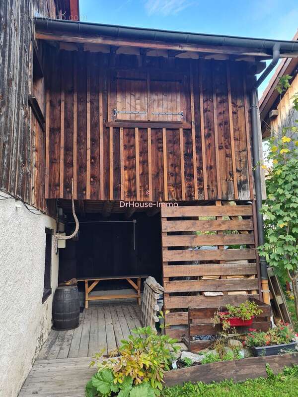 Maison 271 m² à Nancy-Sur-Cluses  - photo 8
