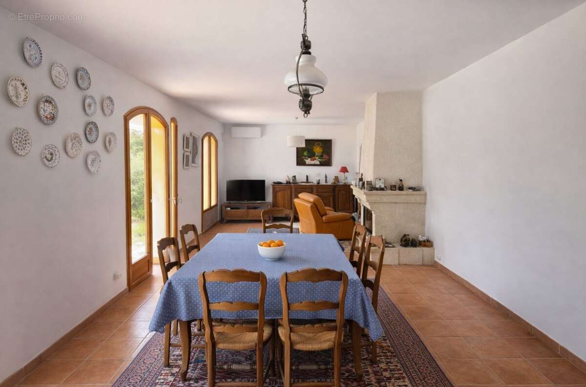 Maison à SAINT-PANTALEON