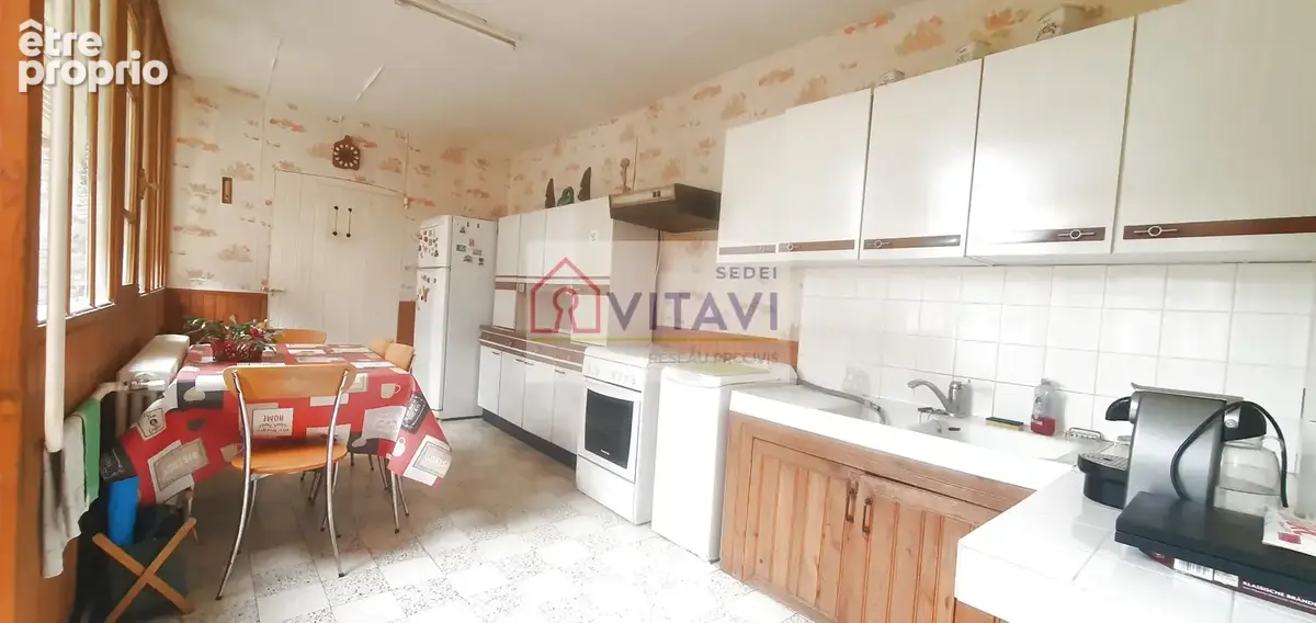 À vendre   Maison de ville à Beauvais avec jardin et garage. - photo 4