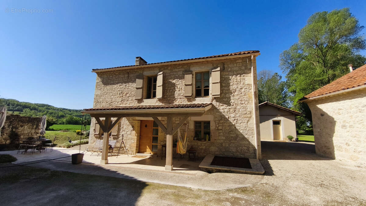 Maison à BAGAT-EN-QUERCY