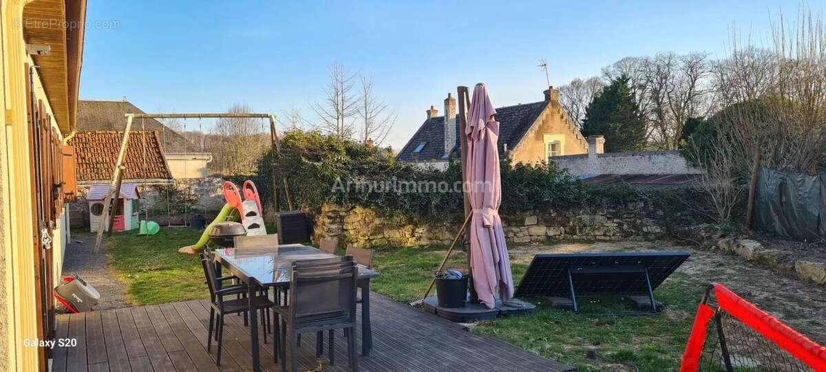 Maison à VENDRESSE-BEAULNE