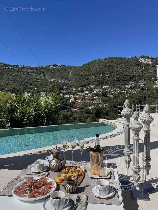 Maison à BEAUSOLEIL