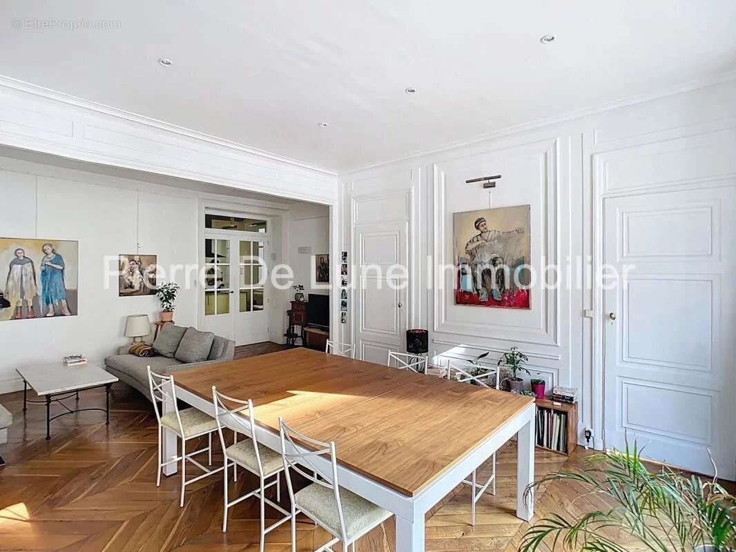 Appartement à LYON-1E