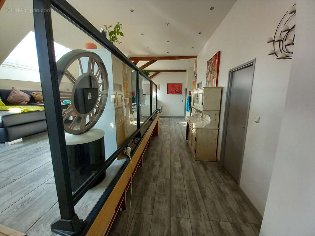 Appartement à SAINT-LEGER-DES-VIGNES