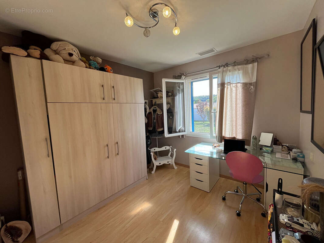 Maison à GAGEAC-ET-ROUILLAC