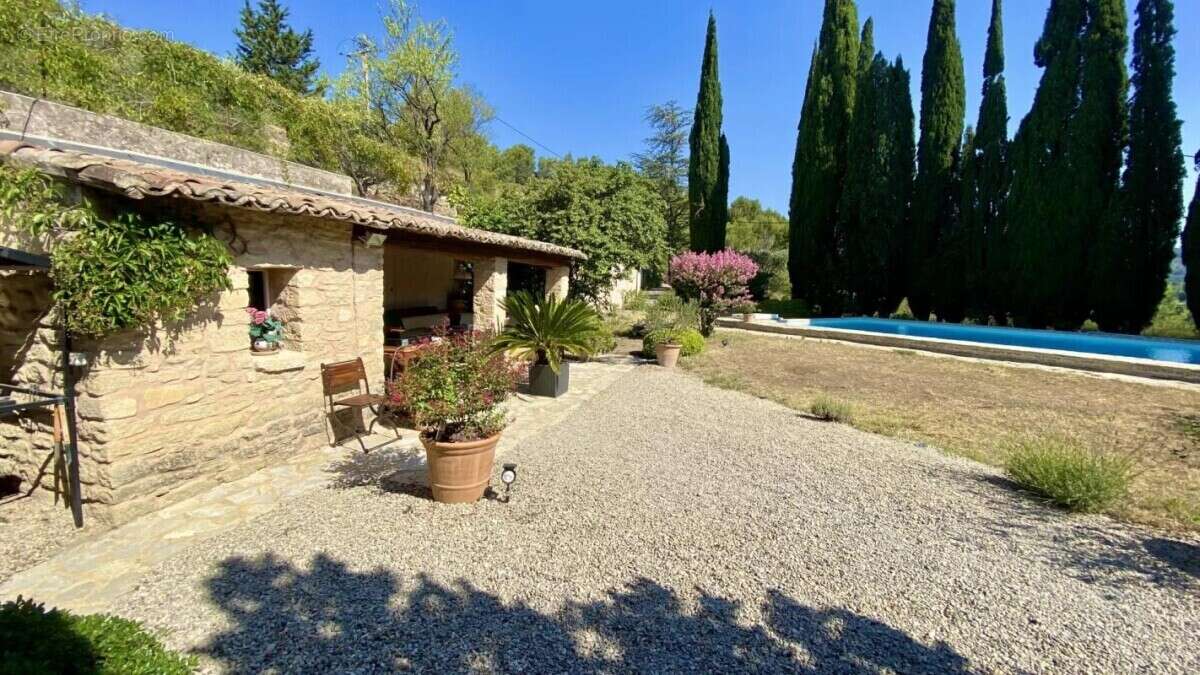 Maison à LE BARROUX