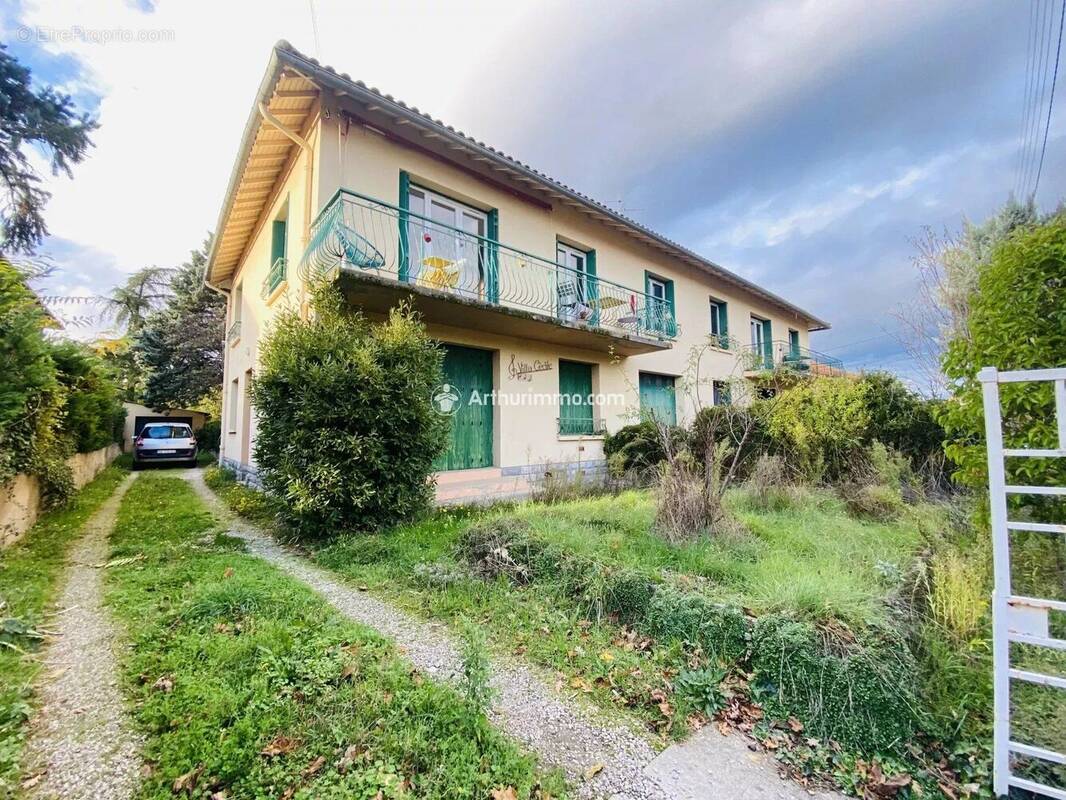 Appartement à MILLAU