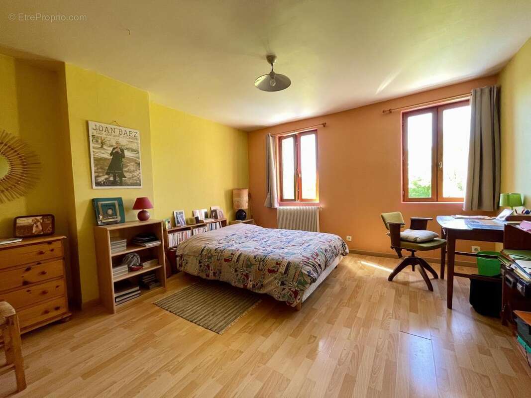 Maison 333 m² à Marolles  - photo 6