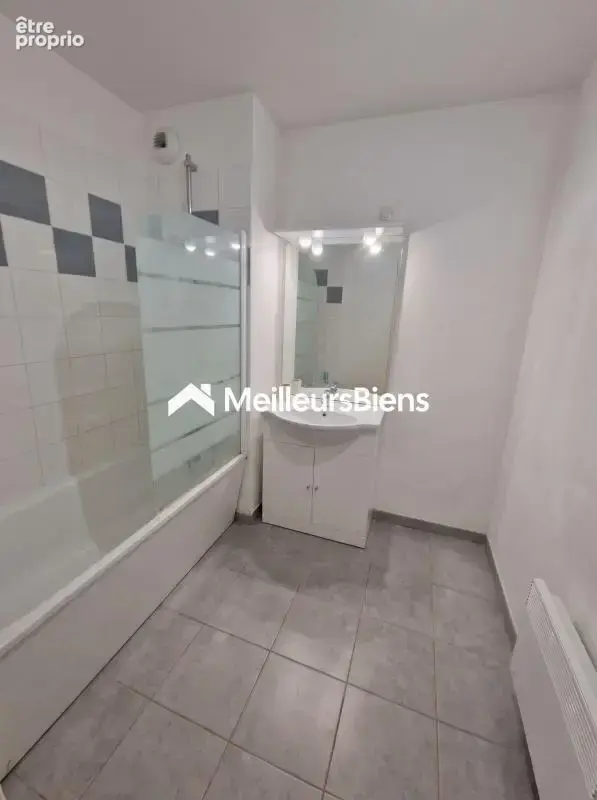 Investissement locatif – t2 bis loué – rdc – terrasse – parking - photo 6