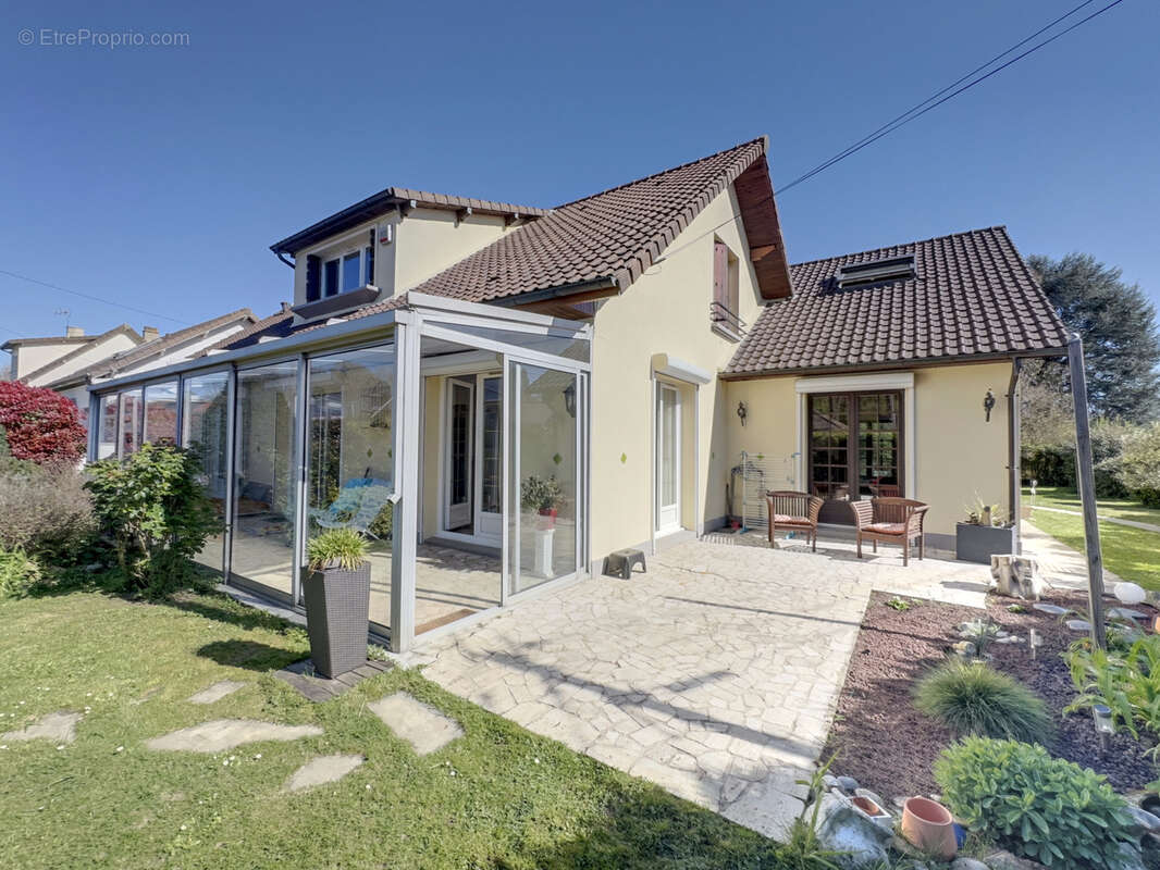 Maison à PONTCARRE