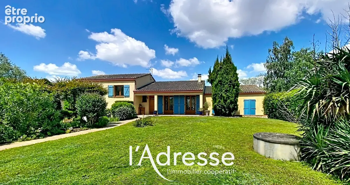 Exclusivité l'Adresse Immobilier - Tournefeuille - Maison T7 de 147m² avec piscine sur une parcelle de 1063 m2 - photo 3