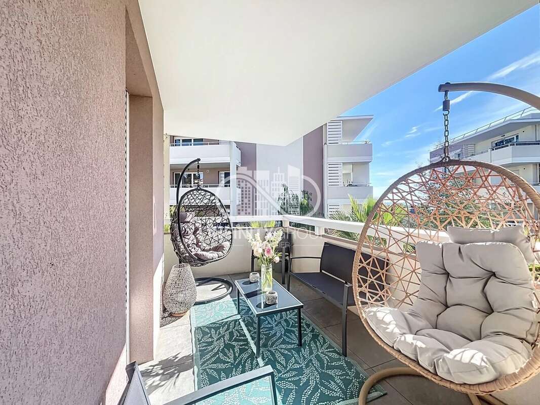 Appartement à VILLENEUVE-LOUBET