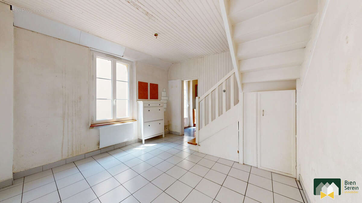 Maison 59 m² à Chartres  - photo 4