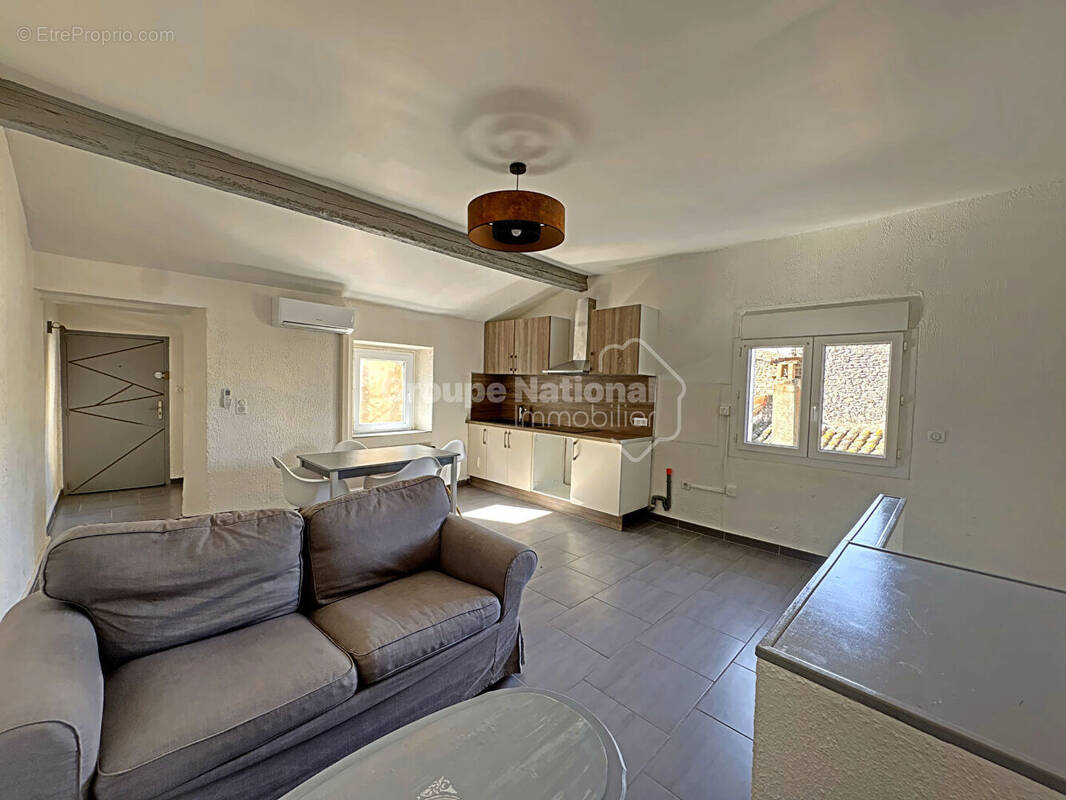 Appartement à ARAMON