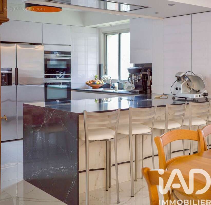 Photo 8 - Appartement à COMPIEGNE