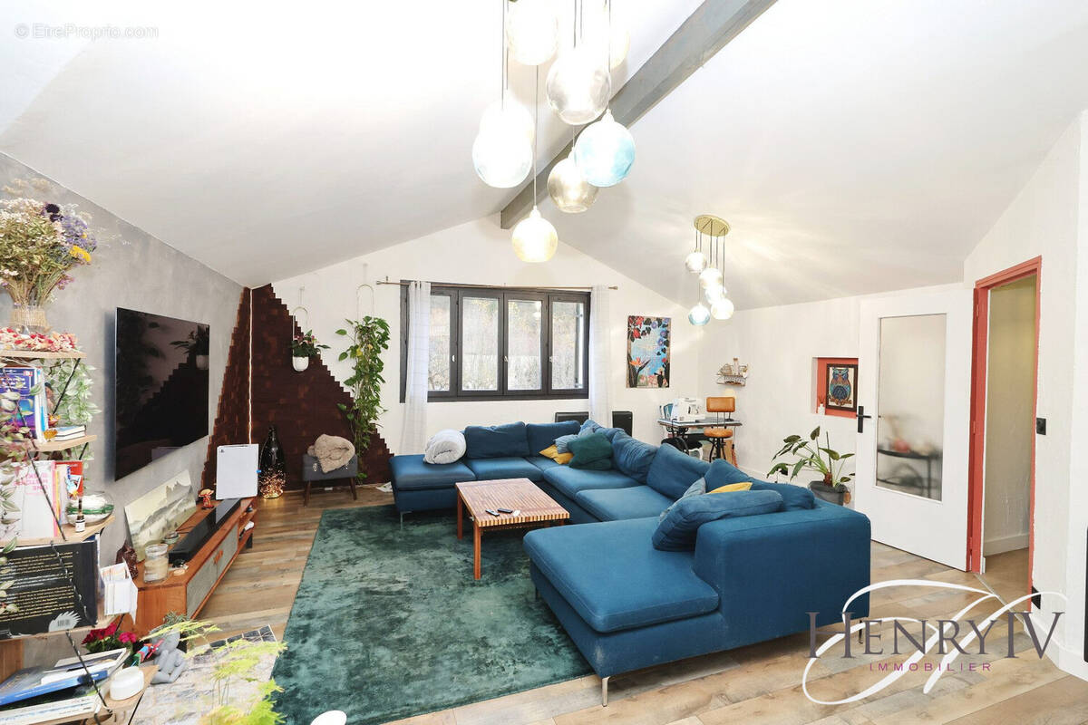 Appartement à VILLARD-BONNOT