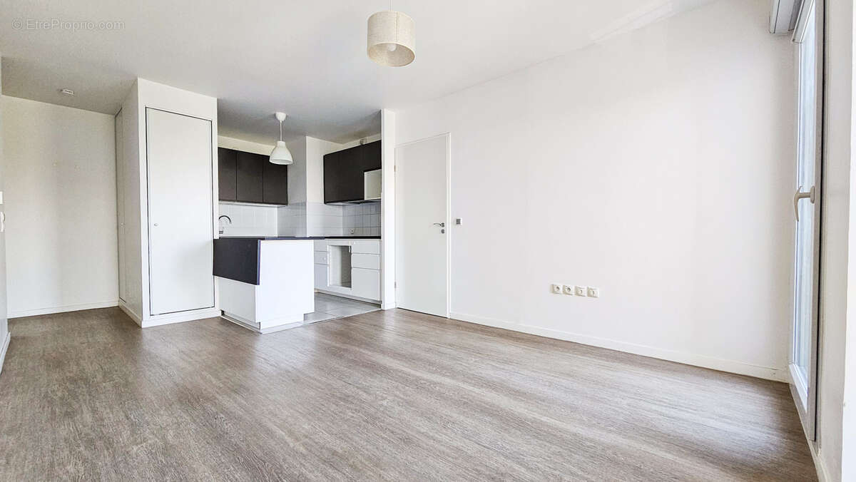 Appartement à SARTROUVILLE