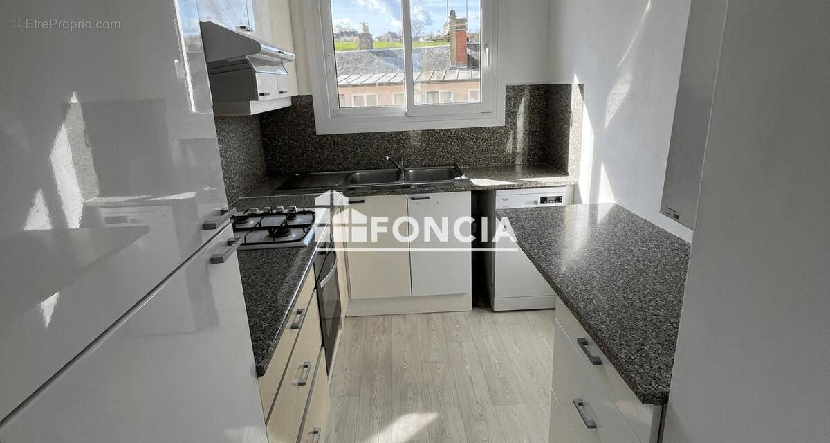 Appartement à LA FERTE-BERNARD