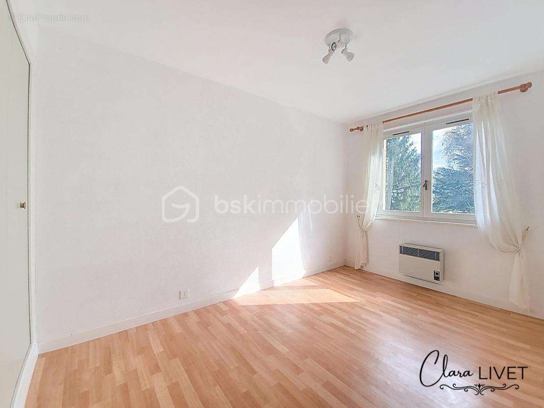 Maison familiale avec piscine et grand terrain – Frontenas (69620) - photo 10