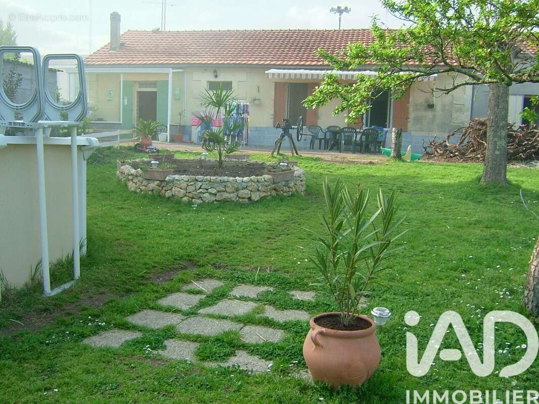 Photo 4 - Maison à MONTLIEU-LA-GARDE