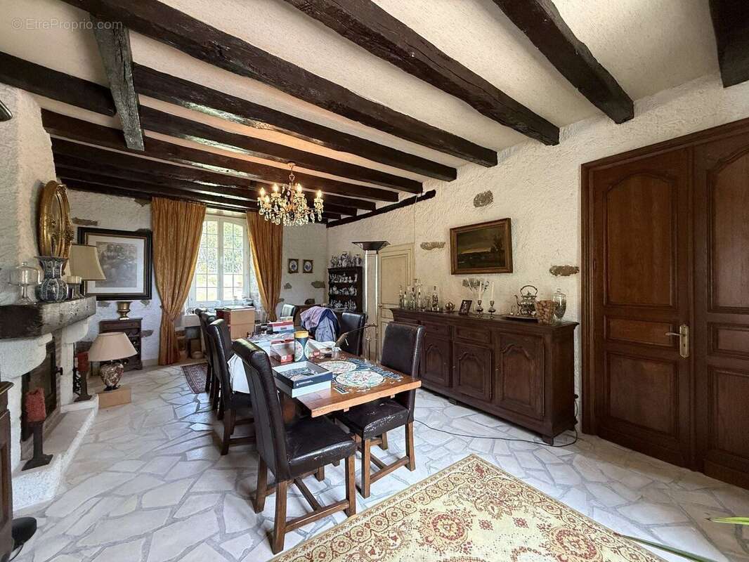 Maison à NONTRON