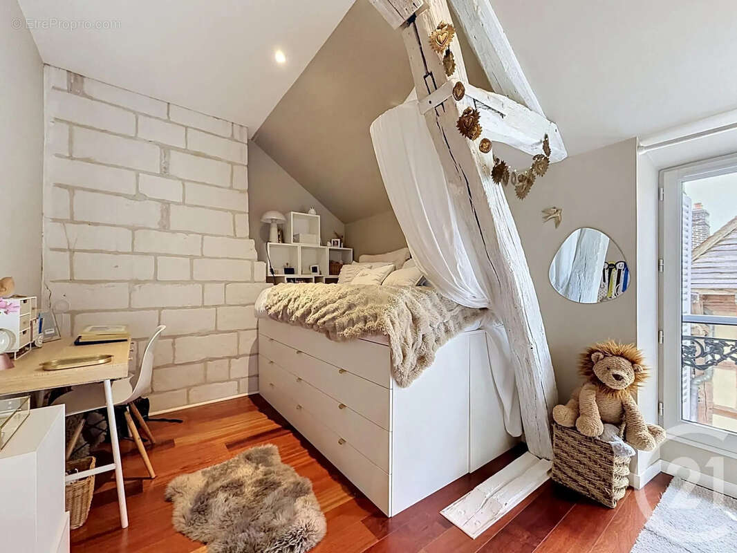 Maison 350 m² à Troyes  - photo 7