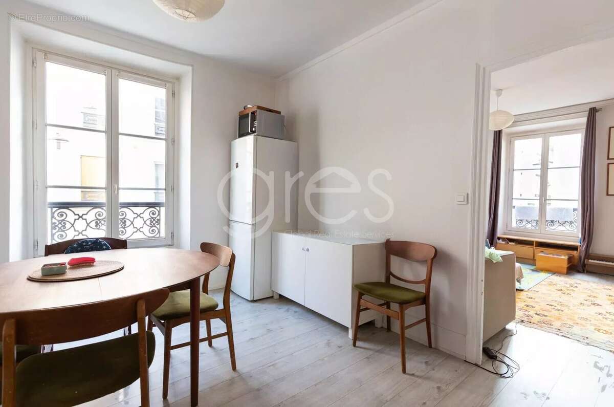Appartement à PARIS-7E