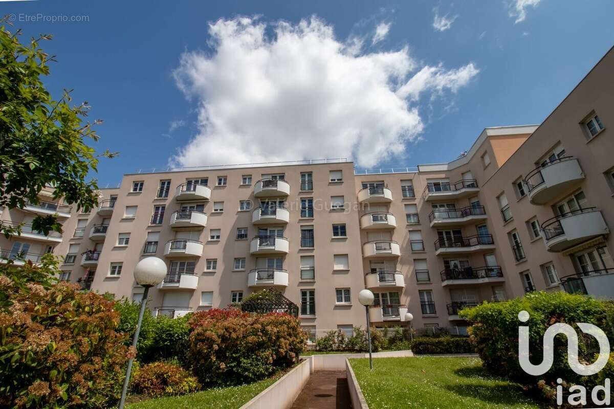 Photo 2 - Appartement à BONNEUIL-SUR-MARNE