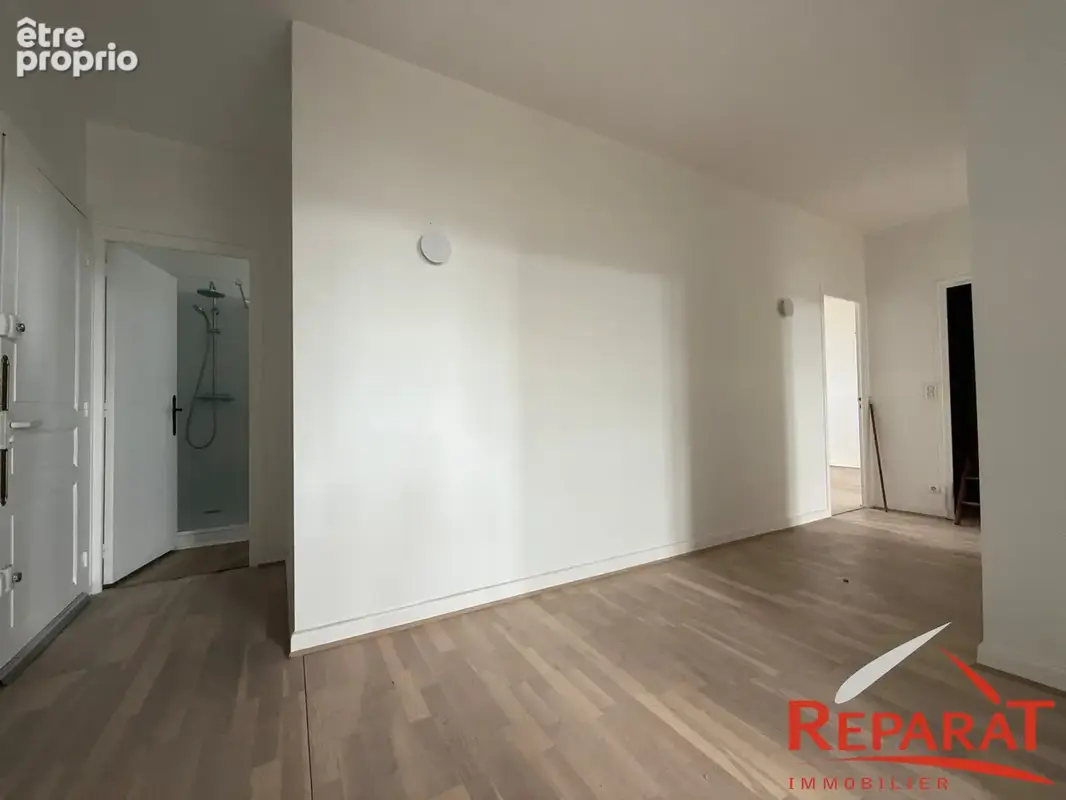 Appartement 4 pièces 160 m² à vendre à Brive-La-Gaillarde (19100) - photo 2