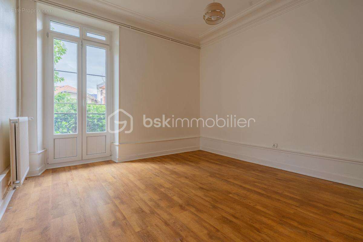 Appartement à AIX-LES-BAINS
